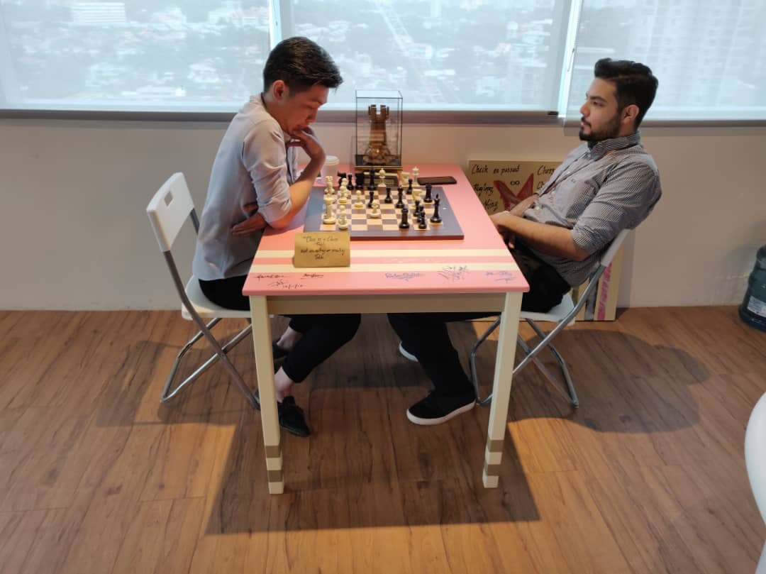 3 3/4" Inspiration Chess Pieces Medium Weight